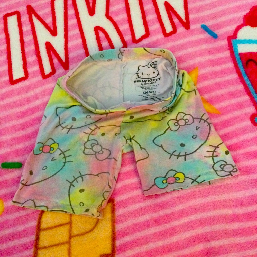 Girls hello kitty spandex shorts.